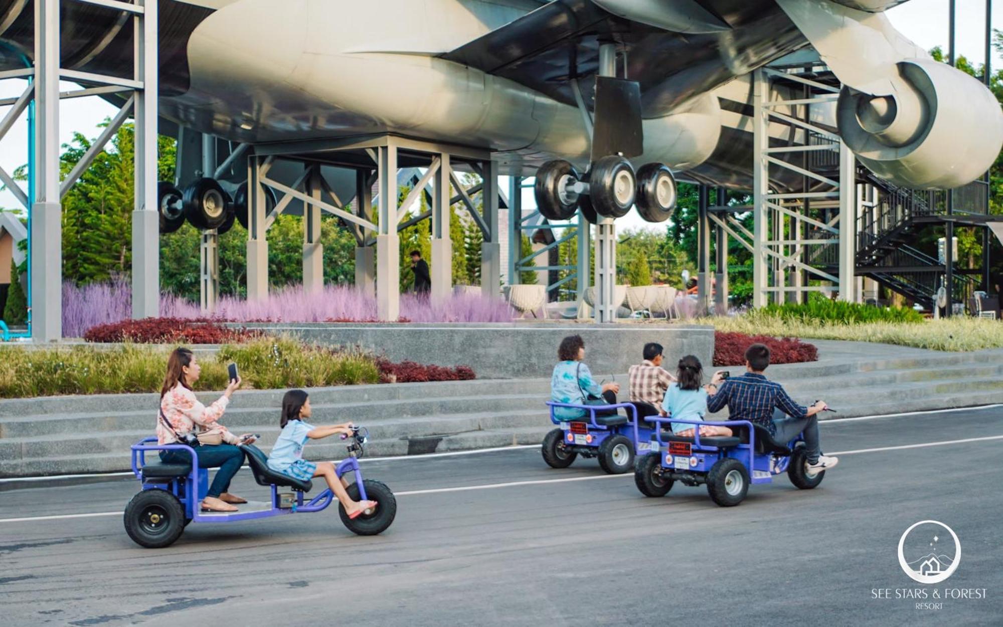 See Stars & Forest Resort Amphoe Sawang Daen Din Exterior foto
