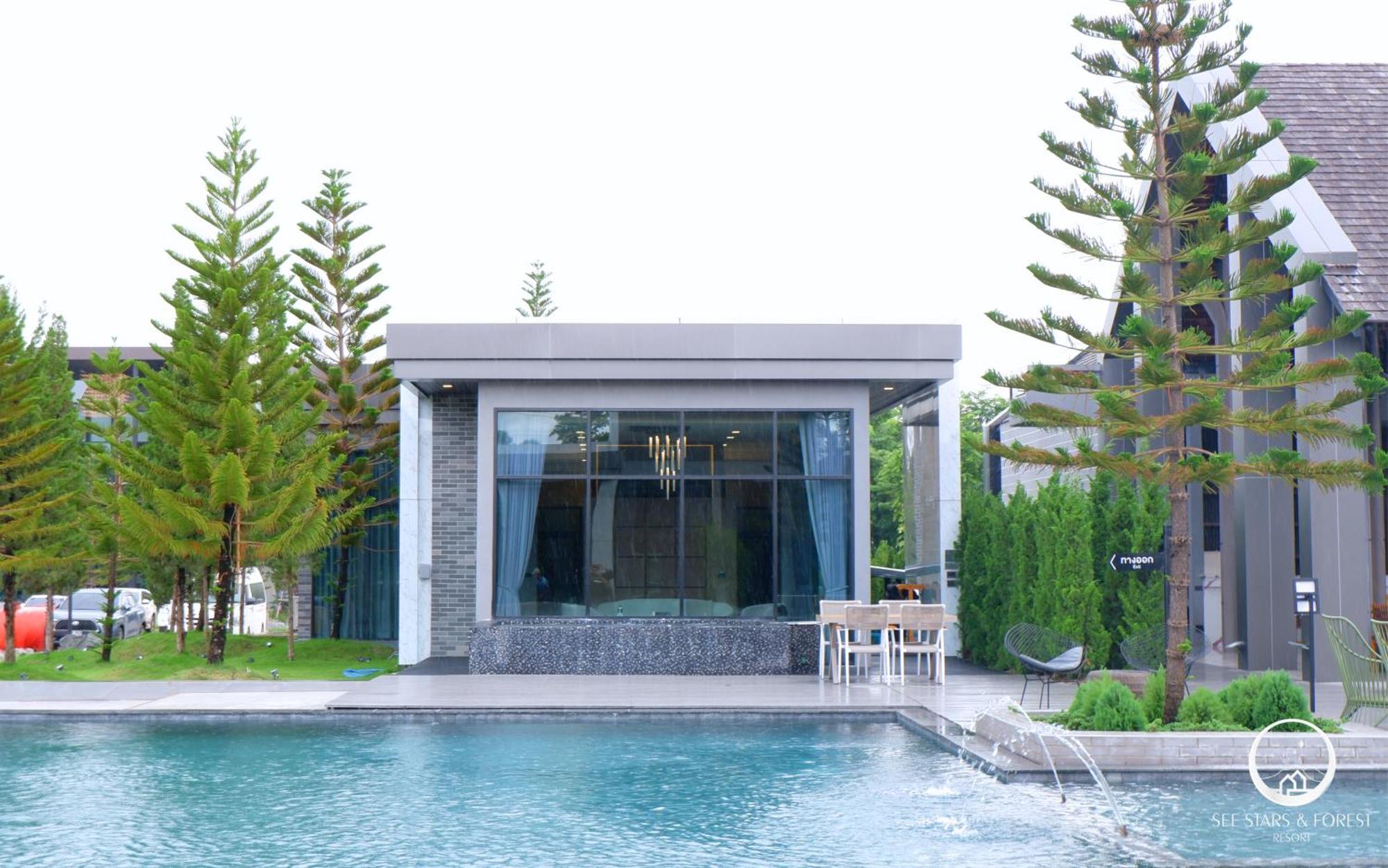 See Stars & Forest Resort Amphoe Sawang Daen Din Exterior foto